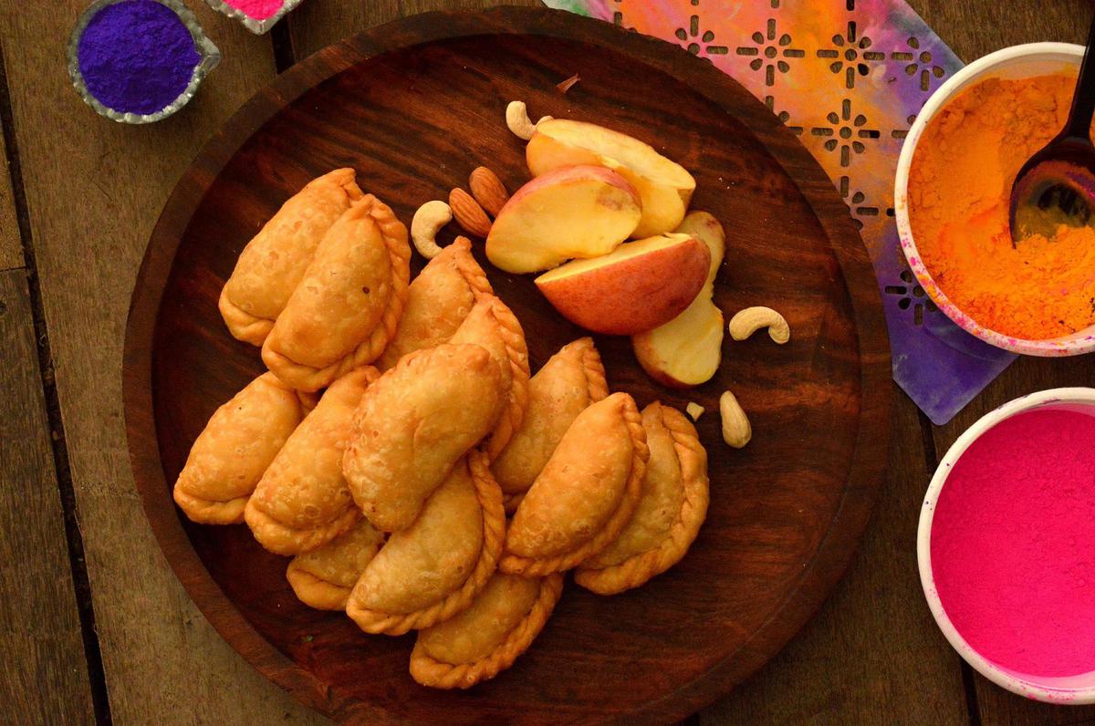 Gujiya