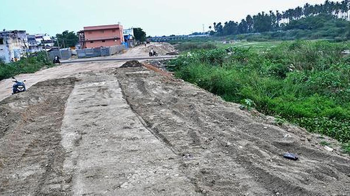 Panjapur-Karur Bypass link road project phase III runs into trouble
