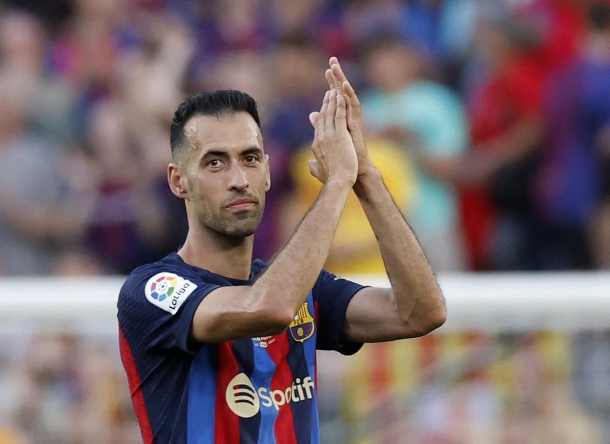 FC Barcelona’s Sergio Busquets applauds fans as he is substituted during his last match for FC Barcelona at Camp Nou.