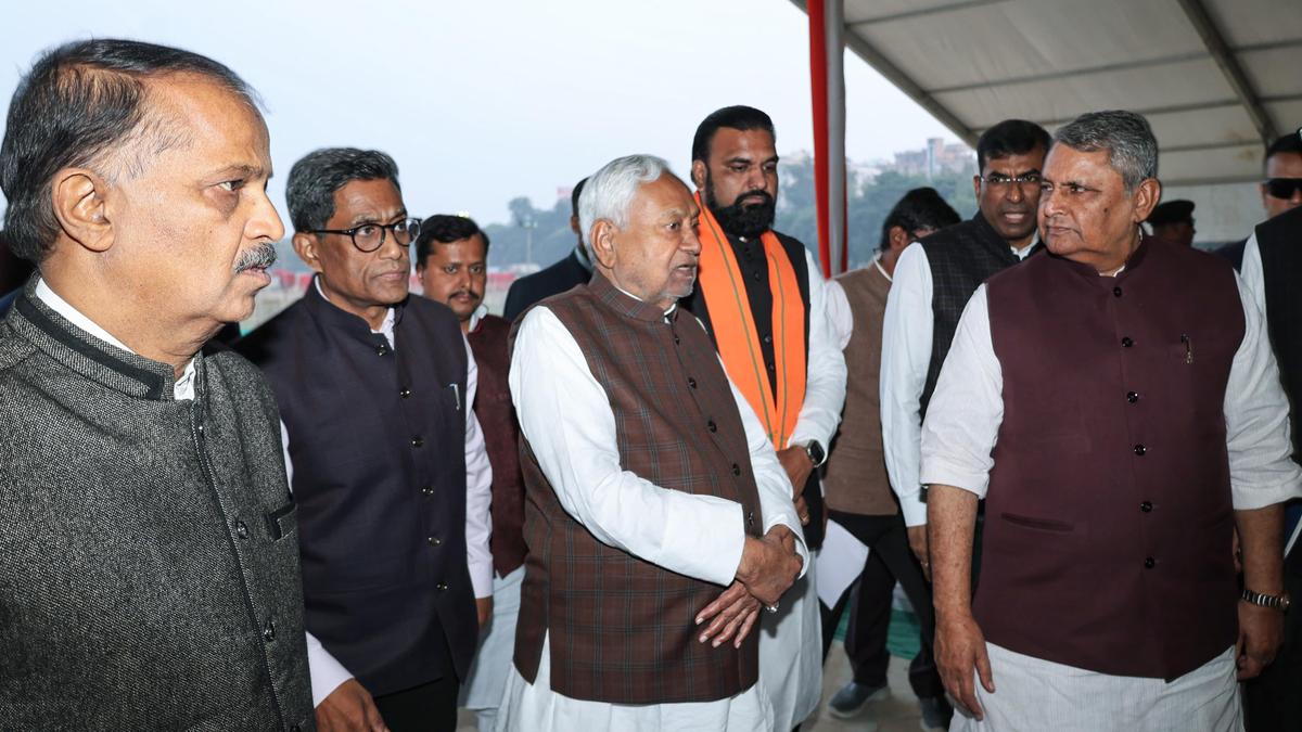 Bihar govt formation LIVE: Nitish Kumar set to be elected as leader of NDA