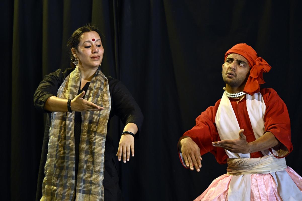 रिहर्सल में नर्तक