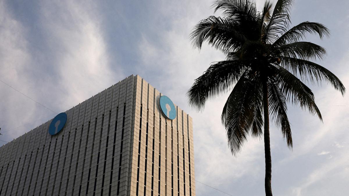 SBI raises ₹7,500 crore via bond issue 