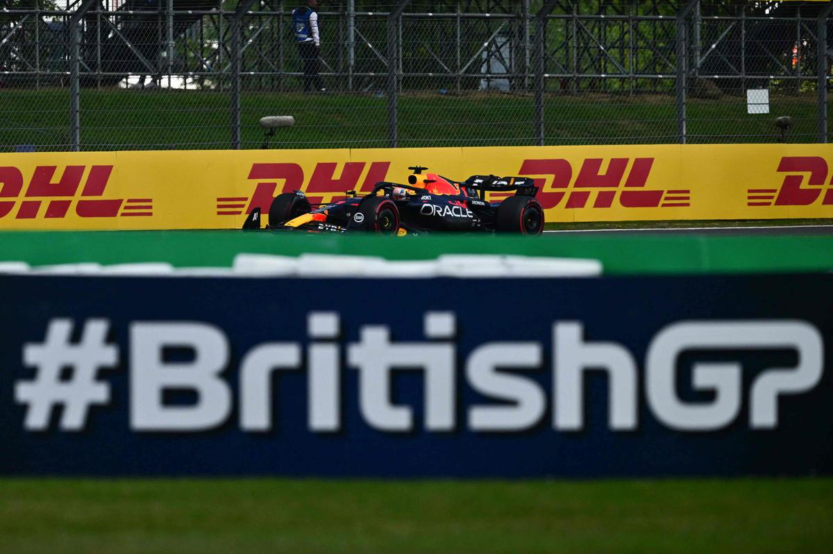 Max Verstappen wins at Silverstone with record 11th straight victory