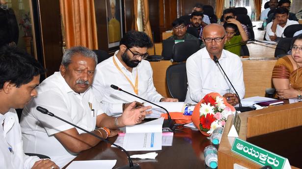 60,000 LED streetlights installed in Mysuru city: Minister