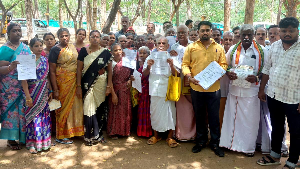 Residents seek patta, basic amenities