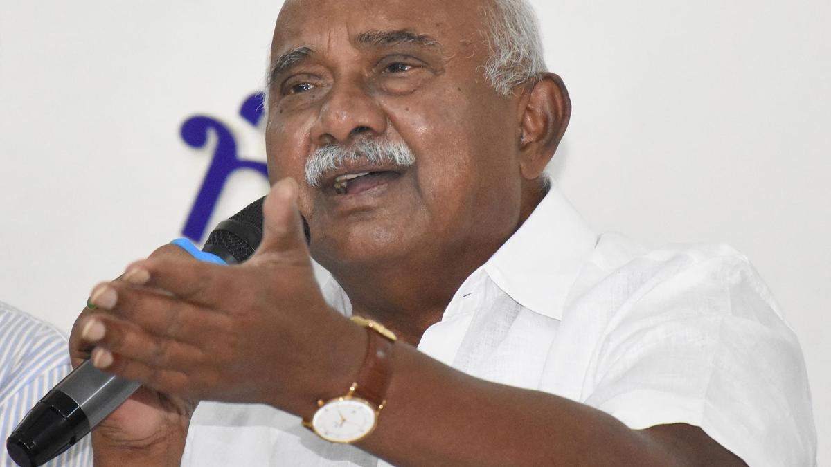 Vishwanath expresses scepticism over high pass percentage in SSLC exams