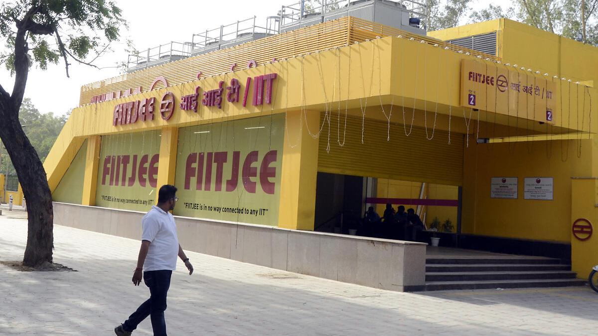 FIITJEE crisis: Centre closures, unpaid salaries, and legal troubles leave students and parents stranded
Premium