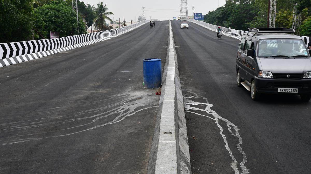 Periyanaickenpalayam flyover in Coimbatore should be opened to public only after completion of all works, say road users