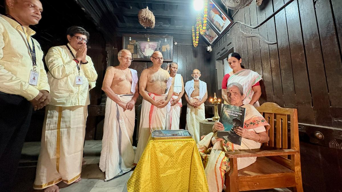 Book on Mannarsala Sree Nagaraja Temple released