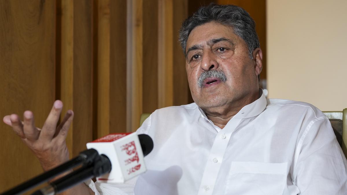Hurriyat 'irrelevant', Kashmiris must move on, find place for themselves within India: Bilal Lone