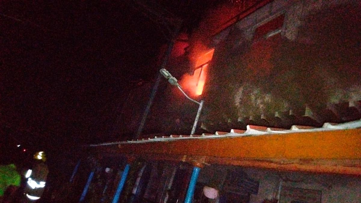 Wooden planks, computer system in Station Master’s cabin gutted at Mettupalayam Railway Station