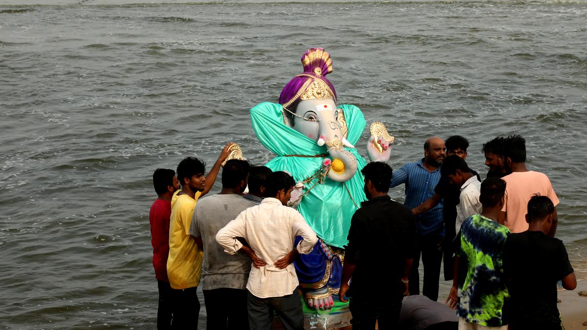 Over 16,500 police personnel to be deployed to ensure peaceful procession of Vinayaka idols in Chennai