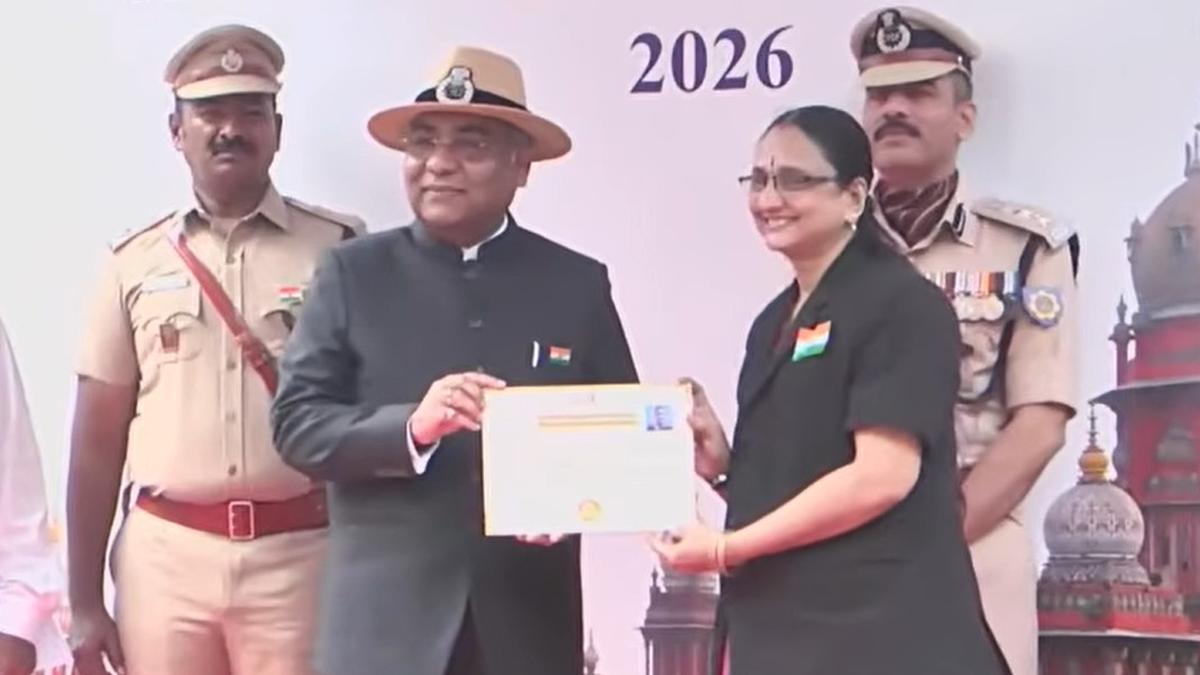 Madras High Court Chief Justice unfurls the tricolour