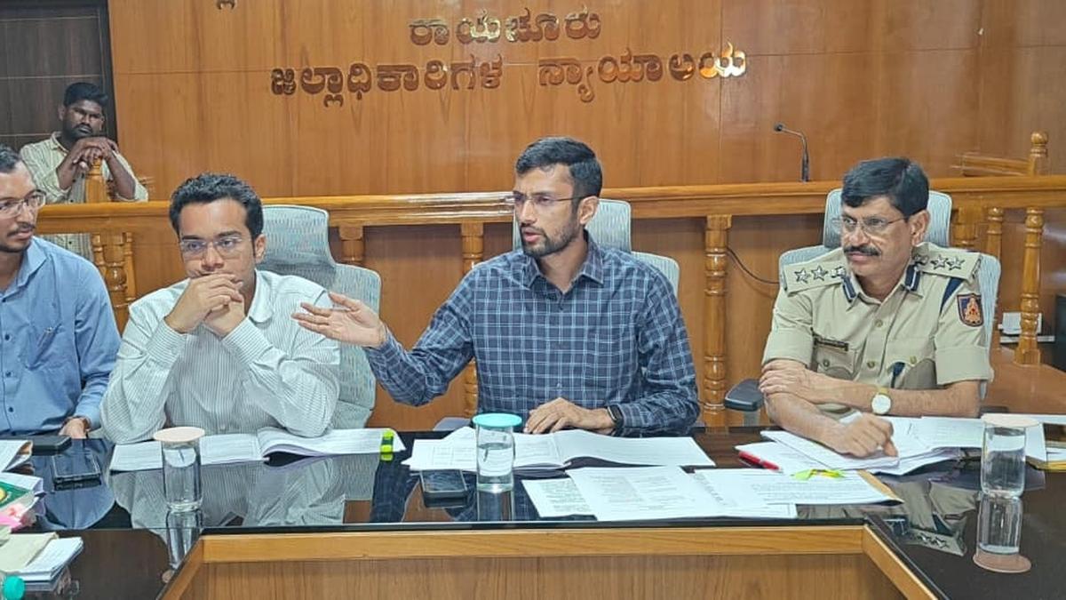 Raichur DC directs officials to ensure compensation for SC and ST victims  of atrocities - The Hindu