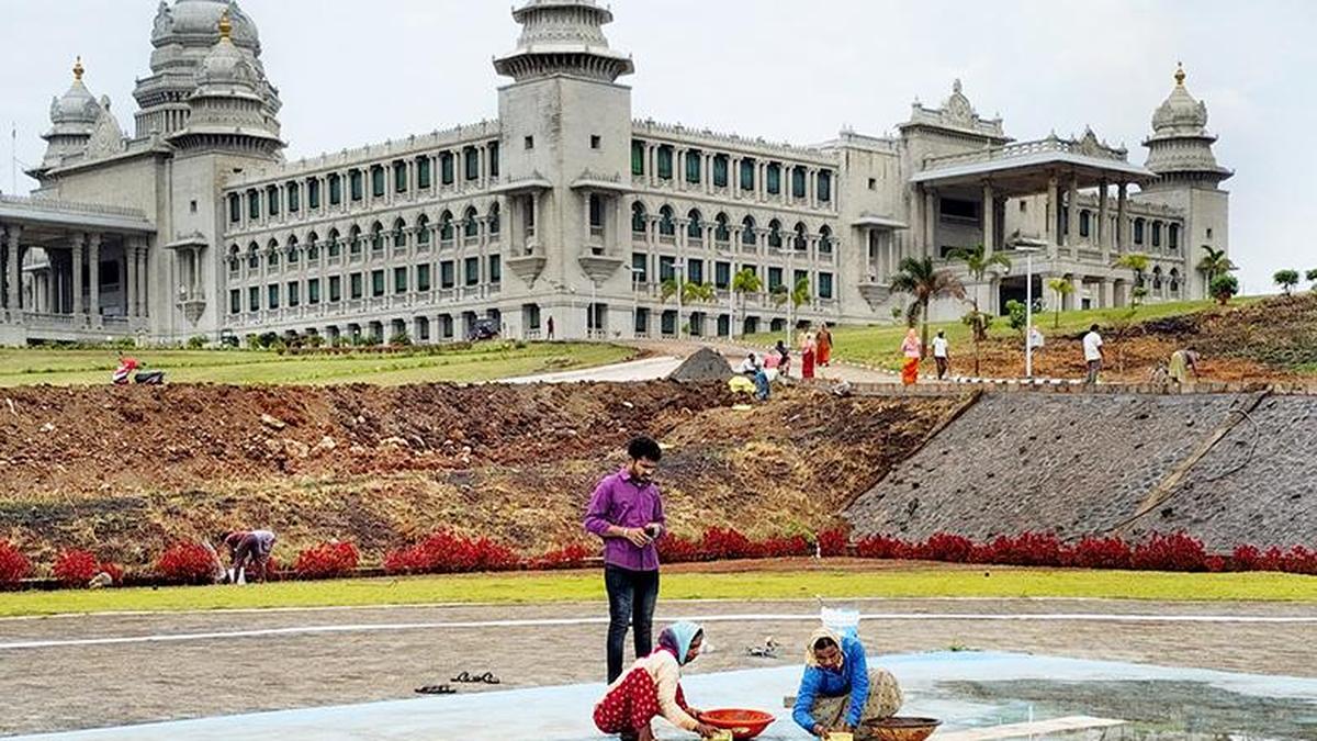 Activists demand exclusive Secretariat for North Karnataka