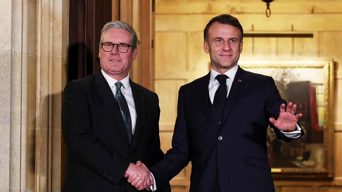 Israel-Iran war LIVE: Pakistan proposes new U.S.-Iran talks as Vance and Trump hint at progress