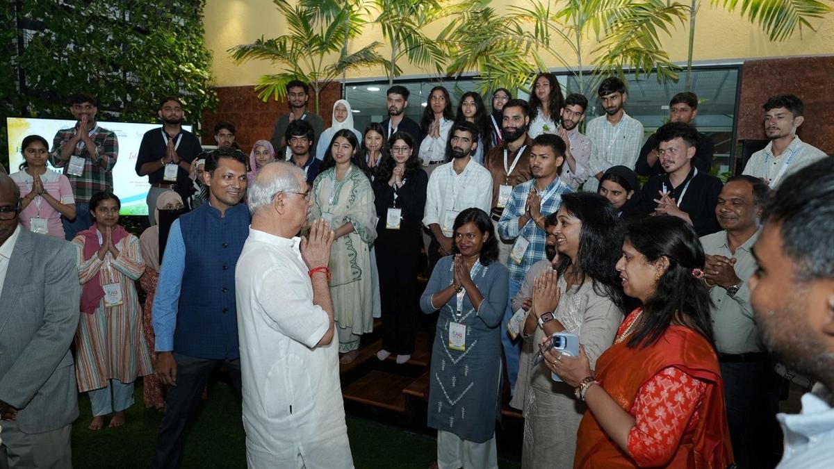 Governor praises Kerala’s development achievements before Yuva Sangam delegates