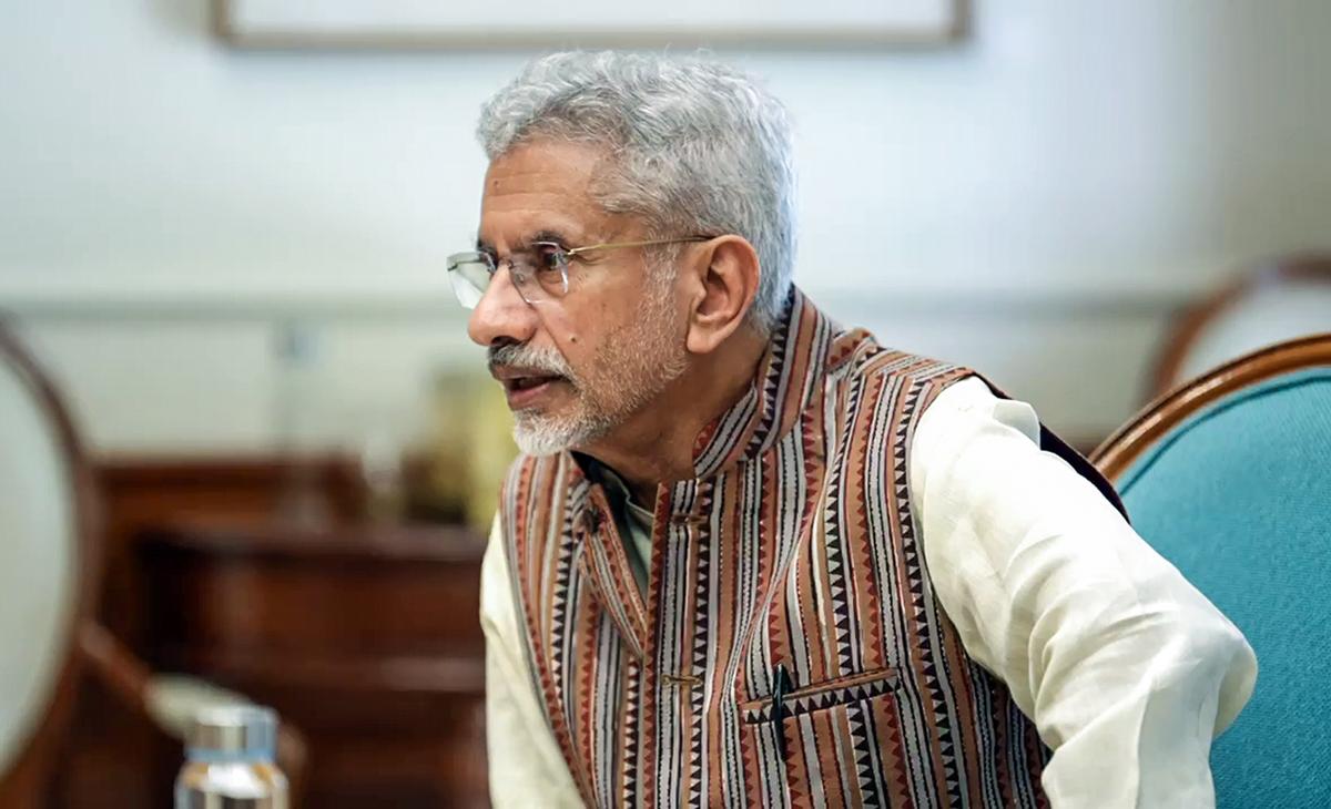 EAM Jaishankar talks to Taliban's acting Foreign Minister Muttaqi, who  condemned the Pahalgam attack