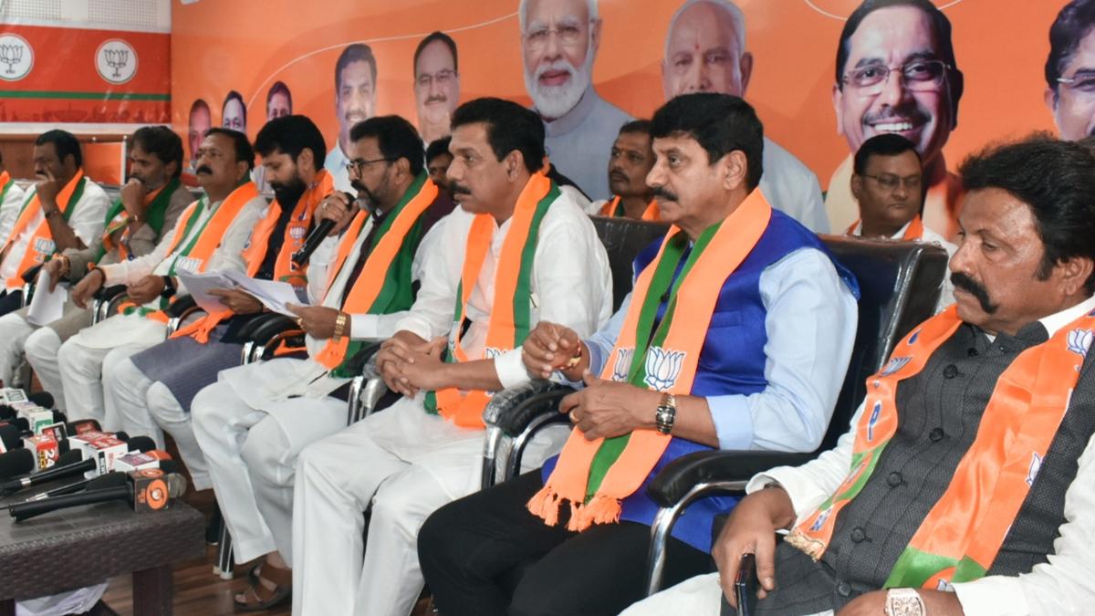 Cancelling gazette notification is the only solution to waqf row, says Chalavadi