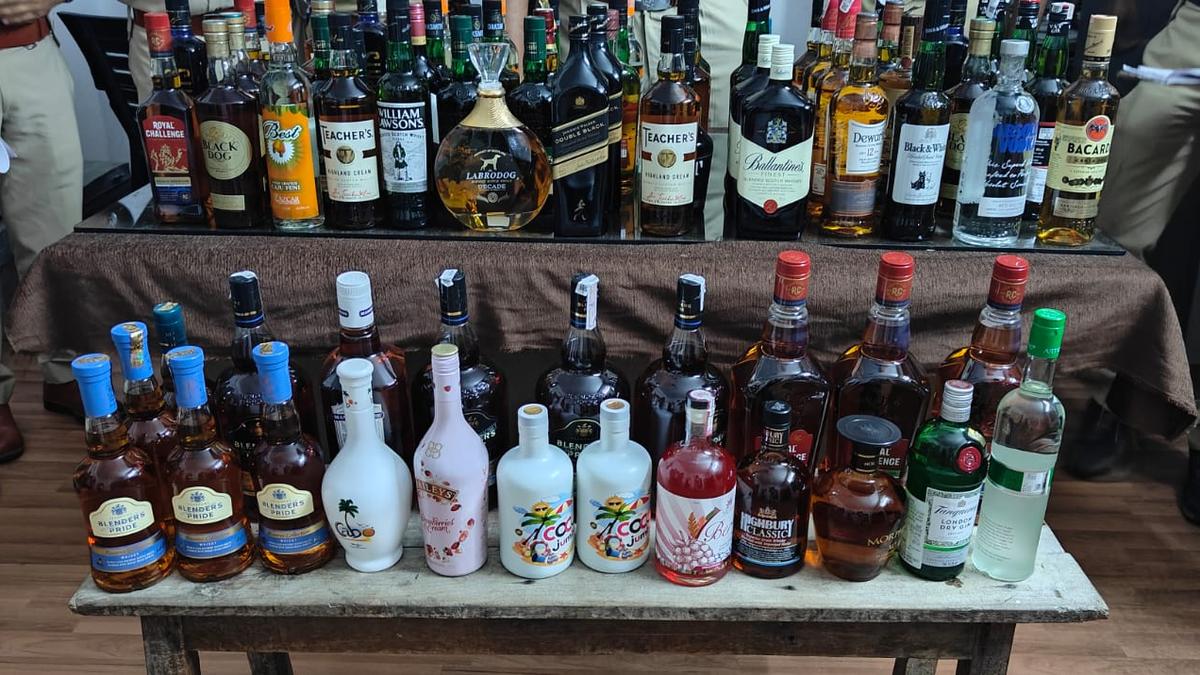 Six arrested with ₹4.5 lakh worth of non-duty paid liquor