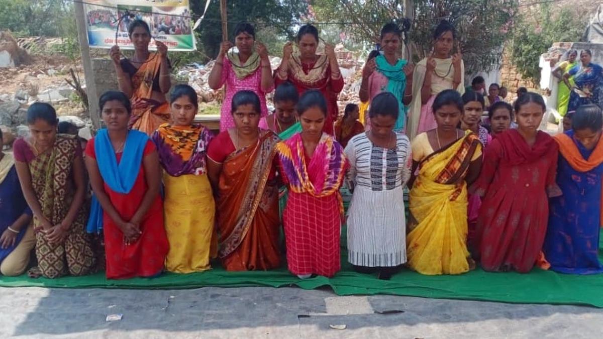 Gouravelli reservoir | After losing all hopes, oustees vacating villages