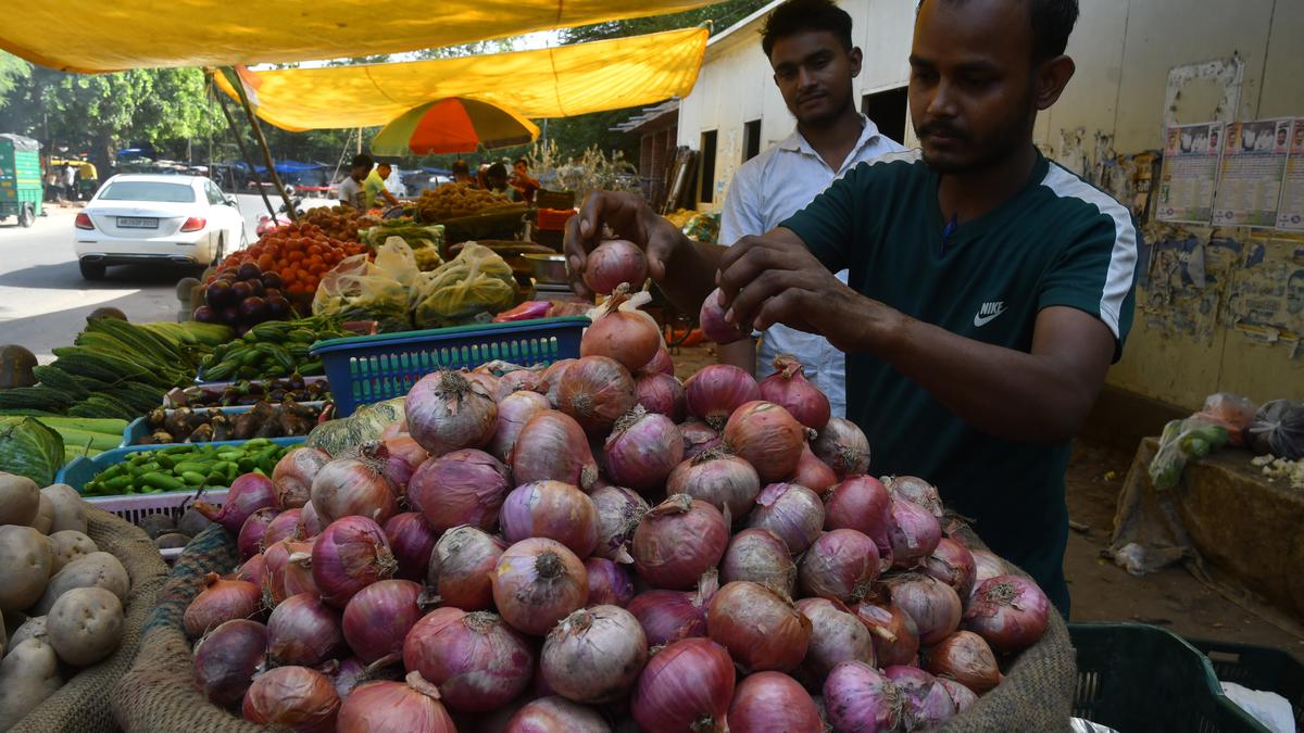 Retail onion price up 57%; Centre steps up buffer onion sale to provide relief to consumers