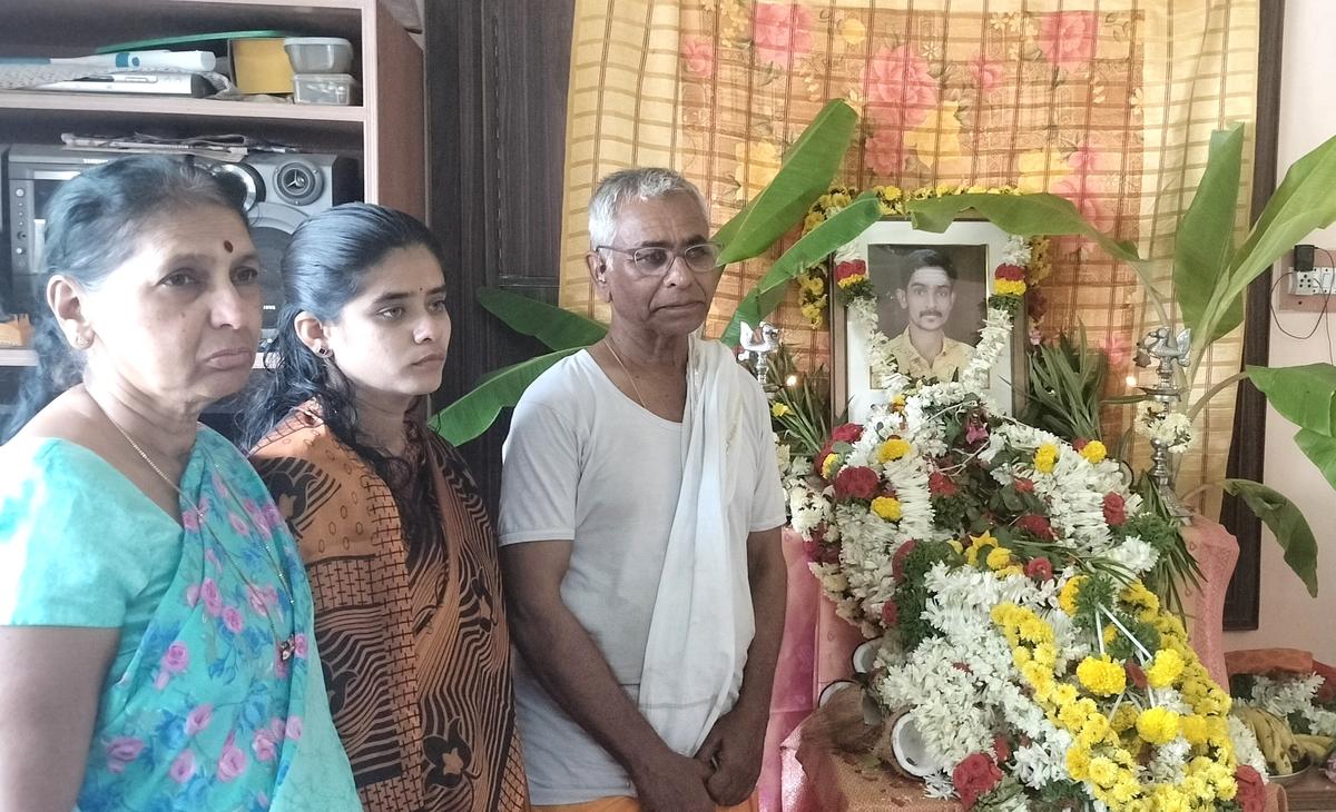 K.S. Renukaswamy’s mother, wife, and father, at their residence in Chitradurga on June 17, the ninth-day ceremony after his death. 