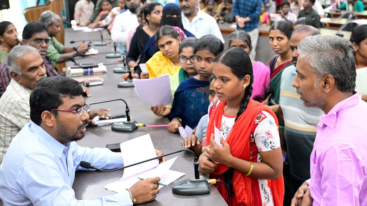 Special career guidance camp held for students