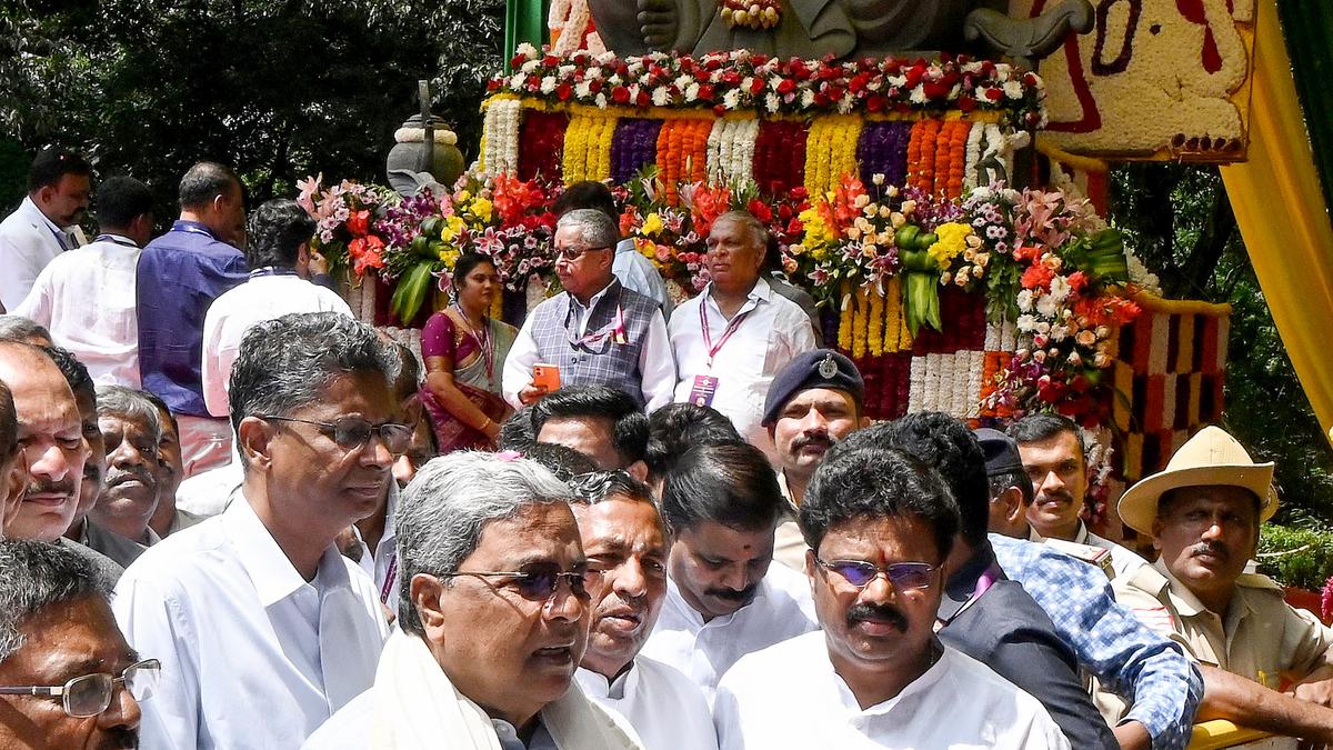 Scheduled Tribes quota should be doubled to make way for inclusion of  Kurubas, says Karnataka Chief Minister - The Hindu
