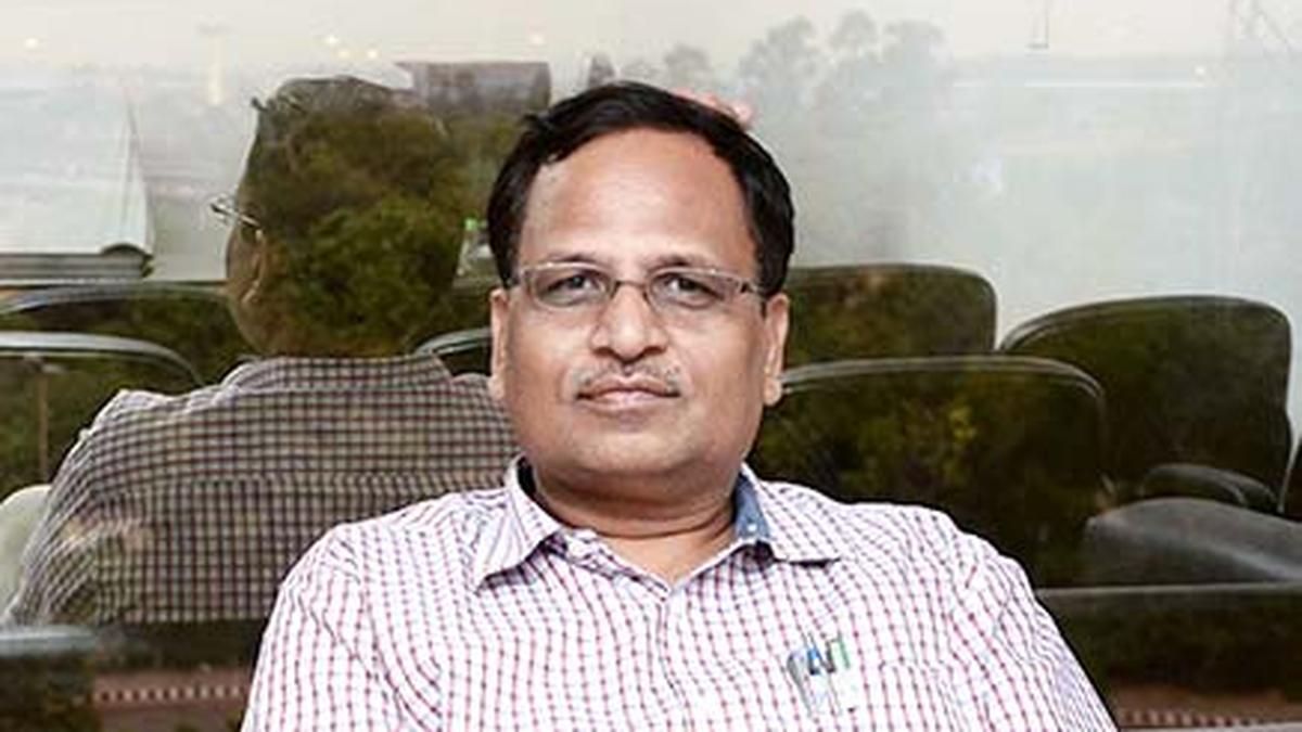 Money laundering case | Supreme Court extends Satyendar Jain's bail by five weeks