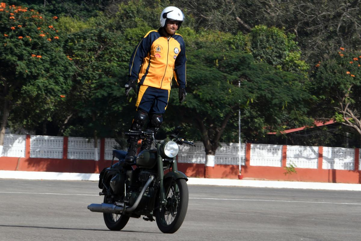 Tornadoes motorcycle display team creates three new world records