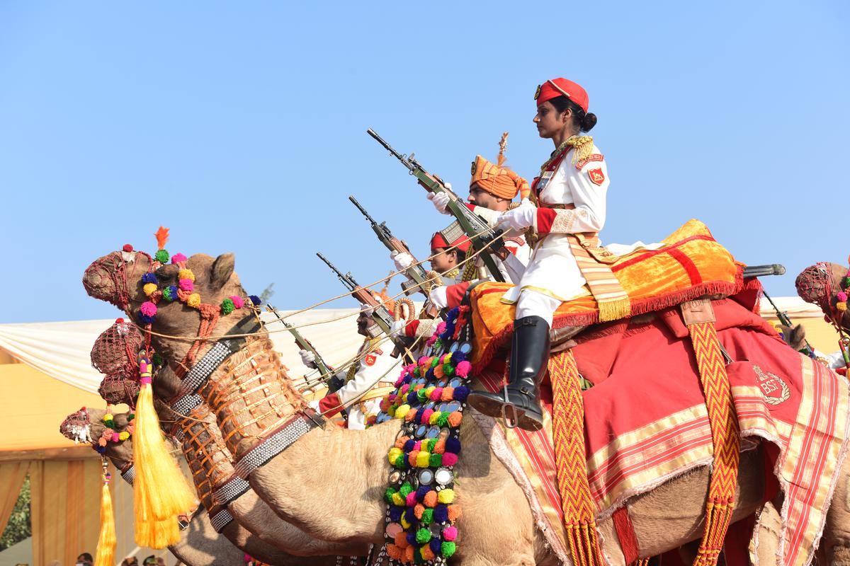 Mahila Praharis of the BSF Camel Contingent will make their Republic Day  parade debut in uniform designed by Raghavendra Rathore - The Hindu