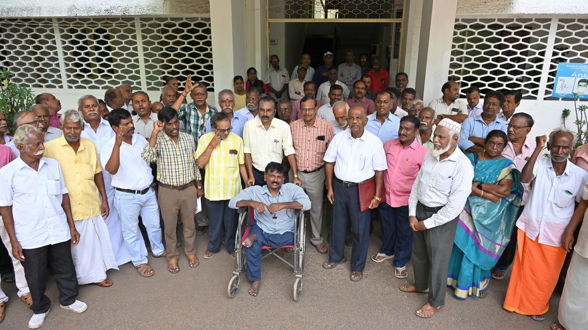 MUFA blames ‘lethargic attitude’ of administration for delay in disbursal of salary and pension