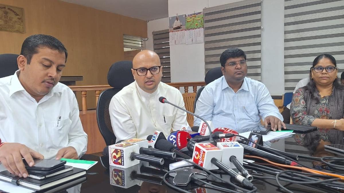 Enumerators covered 80% of population in Shivamogga district as part of Social and Educational Survey: Deputy Commissioner Gurudatta Hegde