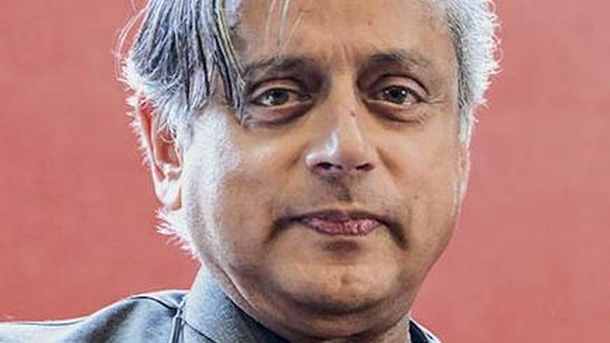 Tharoor signals active involvement in UDF’s Assembly campaign after meeting Kerala Opposition leader