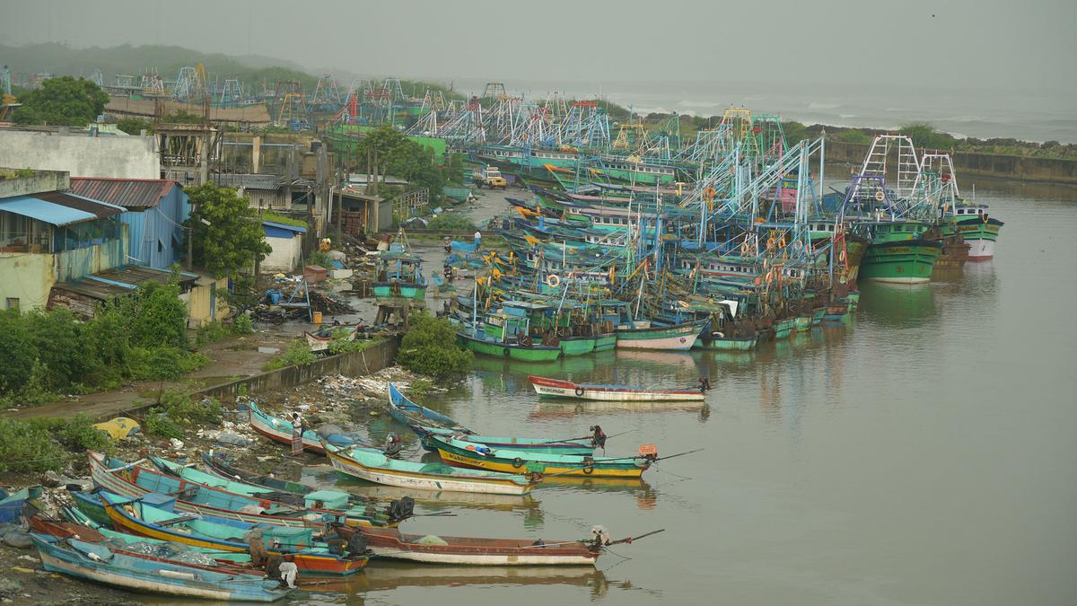 Cyclone Michaung | Coastal Tamil Nadu braces for heavy rain as Andhra Pradesh gears up for landfall