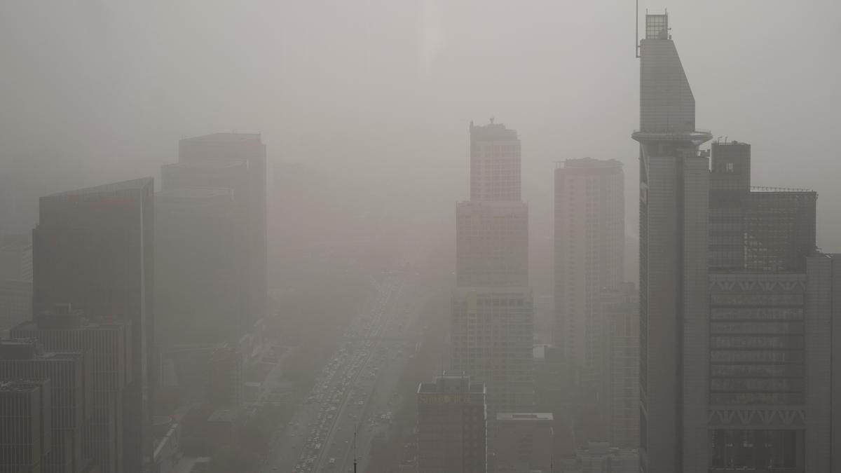 China proposes new target for better air quality