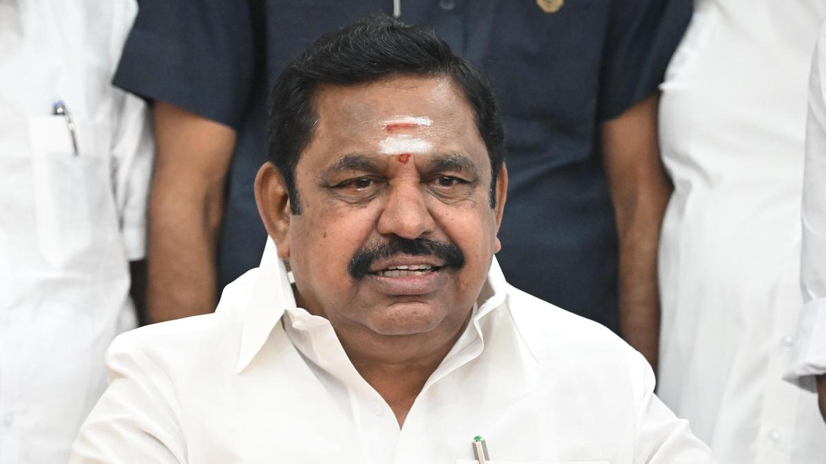 Edappadi K. Palaniswami urges T.N. Governor to take steps against “horse-trading”