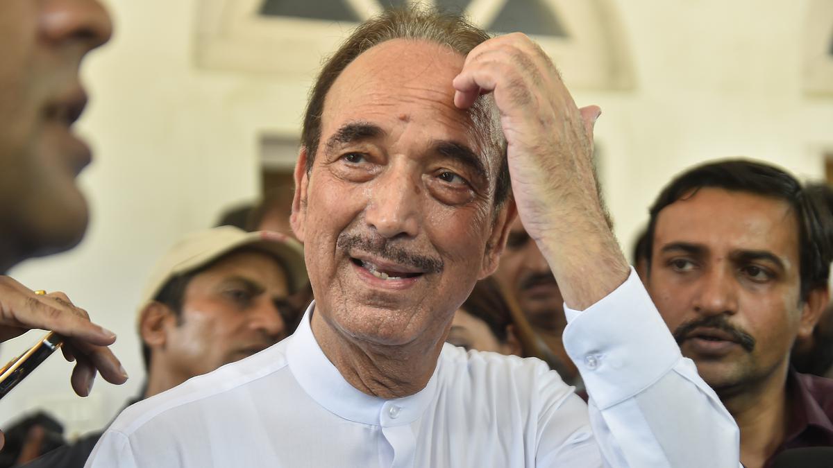 Four more Congress leaders, 12 Apni Party workers, resign in support of Ghulam Nabi Azad in J&K