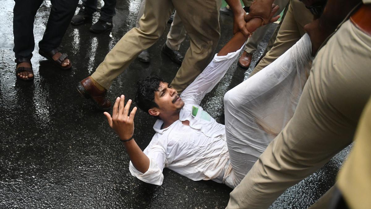 Stiff protests warned against Navakerala Sadas in Ernakulam