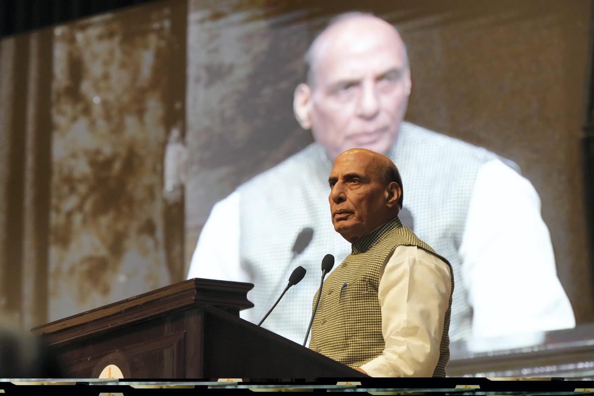 India never favours war, violence: Rajnath