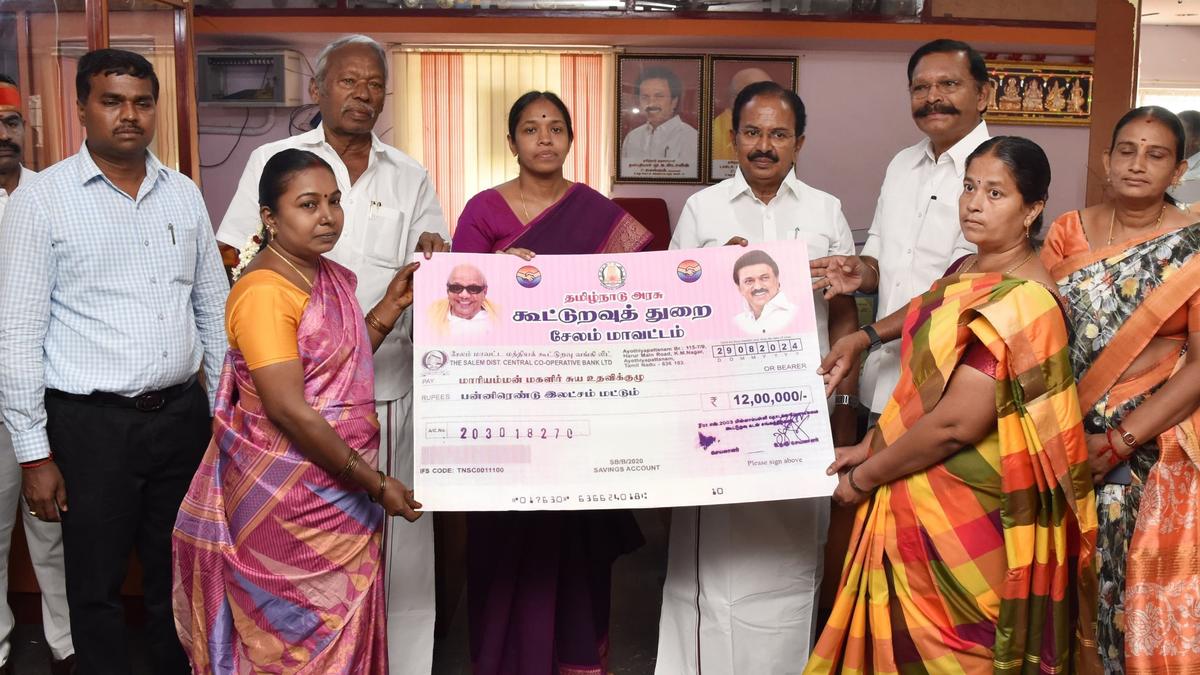 In three years, loans worth ₹2,965 crore distributed through cooperative societies in Salem, says Collector