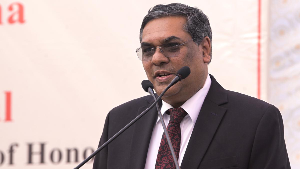 SC to hear PIL challenging EC's decision to increase voter count per polling booth