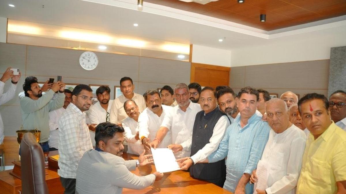 Former MP Anna Saheb Jolle elected Belagavi District Central Cooperative Bank president, Raju Kage vice-president