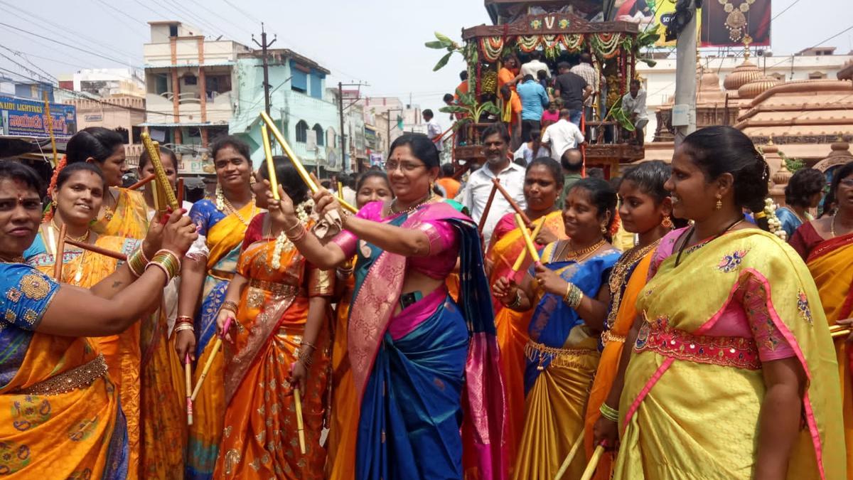 Religious fervor marks Jagannath Swamy ratha yatra in Vizianagaram