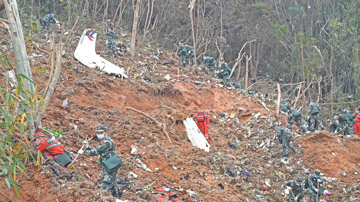 China Eastern Airlines Boeing crash | Search at site suspended amid rain