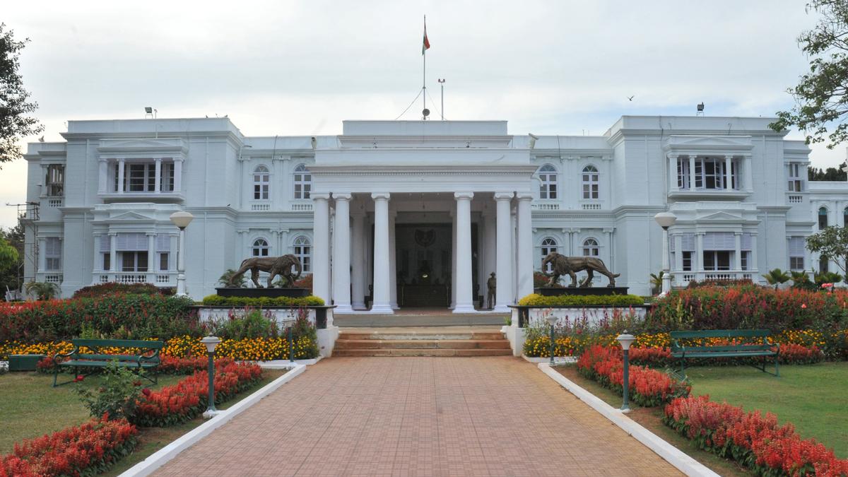 Information on Lokayukta seeking Governor’s consent for prosecuting JD(S), BJP leaders may have been leaked from Raj Bhavan itself, says Karnataka CM