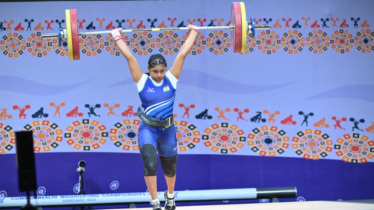 Commonwealth weightlifting | Three Indians take silver; Koyel scripts youth record