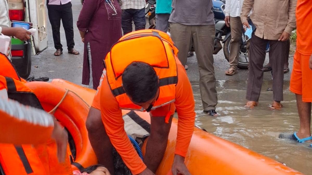 Over 26,000 families evacuated in Konaseema, Chintoor Agency as second spell of flood ravages region