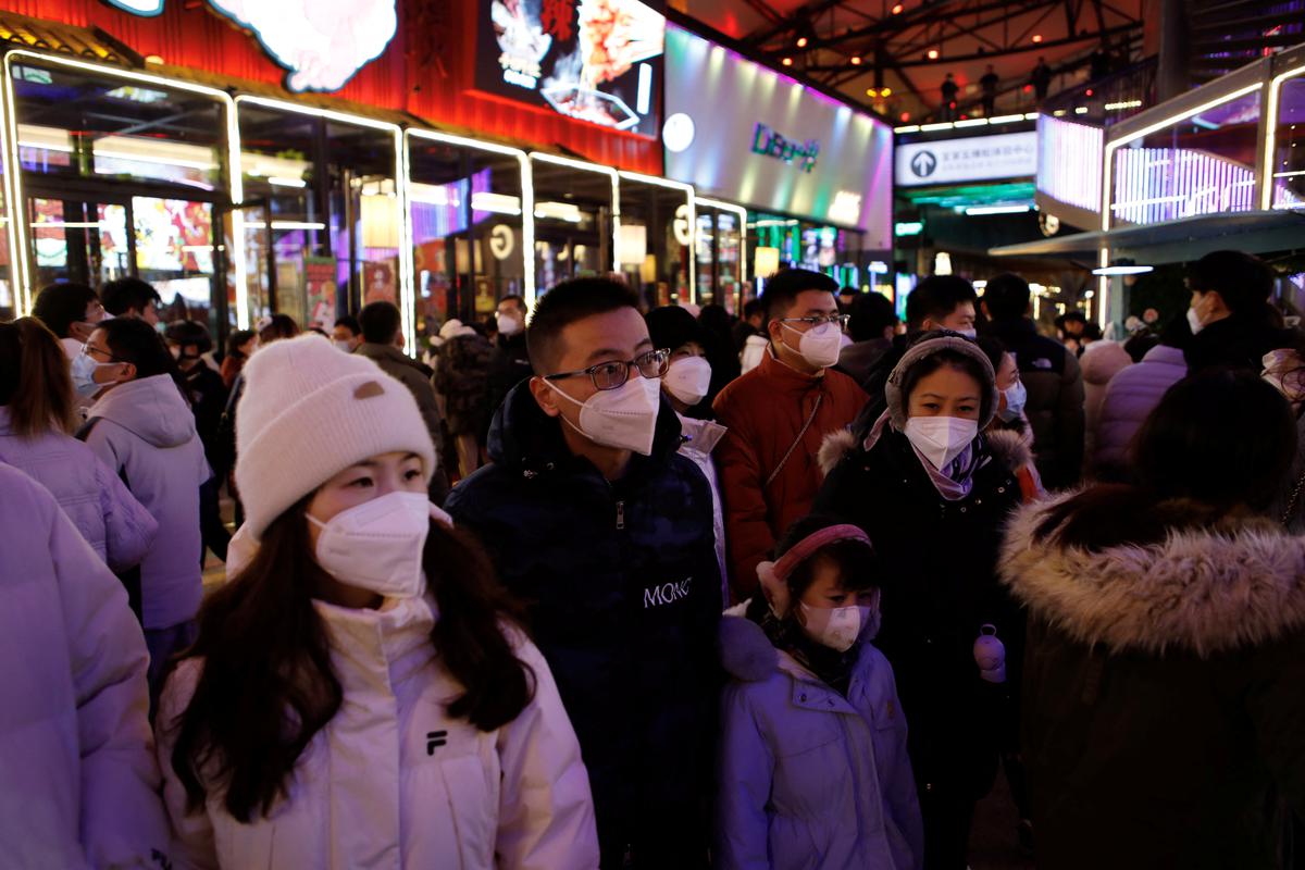 Visitors throng a shopping complex on New Year’s Eve, amid the coronavirus disease (COVID-19) outbreak in Beijing, China on December 31, 2022. 